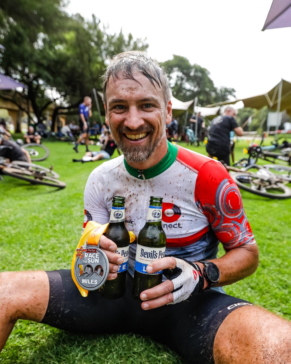 DevilsPeakBeer's tweet photo. We’d also be double parking if we had just finished a 100 miles on a mountain bike…
Yew, what a throwback to Race2TheSun!
#DevilsPeakLite #DevilsPeakBeer https://t.co/4PC3KQMdWP
