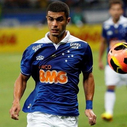 Quem jogou mais pelo Cruzeiro ? Diogo de 2017 ou Egídio de 2013/14 ?