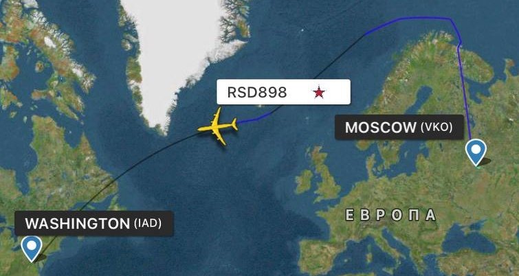 👀👀👀
A government aircraft Il-96 flies from Moscow to Washington...