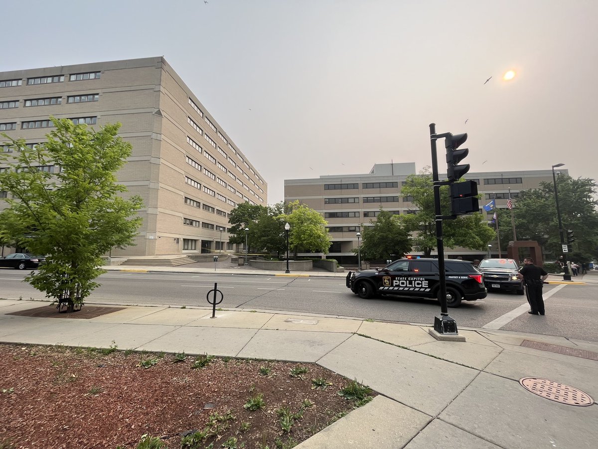 phoebemurrayTV's tweet photo. #BREAKING dane co. authorities are investigating a “suspicious package” outside of the G.E.F. 3 building on Webster St. in Madison. Officer I spoke with says there is no current threat to the public @nbc15_madison https://t.co/edlxggXRhv