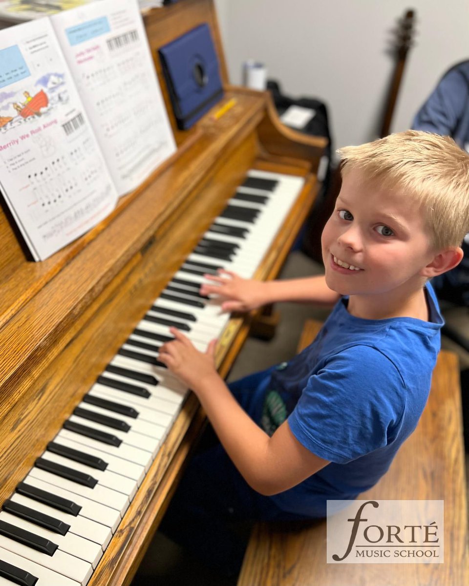 ForteMusic419's tweet image. We&apos;re excited to welcome Colby! He had a great first piano lesson with our wonderful teacher David this week. 🎹🌟

#pianolessons #musiclessons #pianolessonsforkids #pianolessonsforadults #pianolessonsforbeginners #pianolessonstoledo #pianolessonsnearme