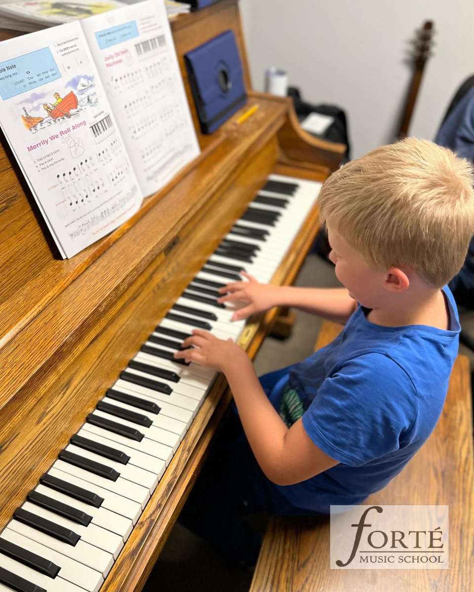 ForteMusic419's tweet image. We&apos;re excited to welcome Colby! He had a great first piano lesson with our wonderful teacher David this week. 🎹🌟

#pianolessons #musiclessons #pianolessonsforkids #pianolessonsforadults #pianolessonsforbeginners #pianolessonstoledo #pianolessonsnearme