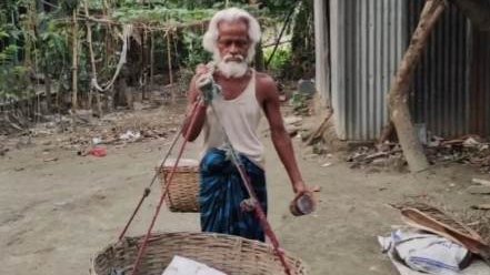 অনাহারে অর্ধাহারে কাটে দিন