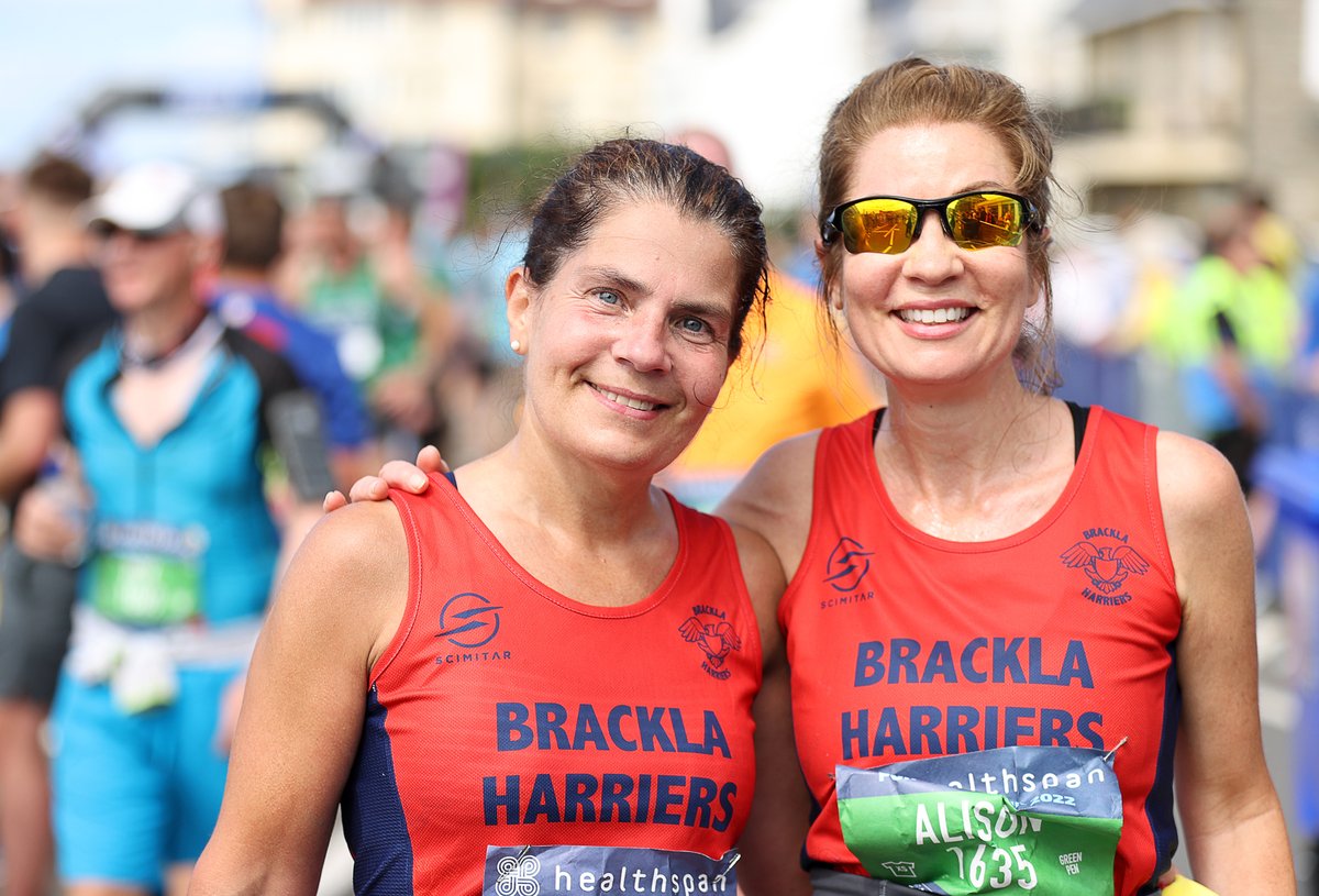 Once again in 2023, We've created meeting point signs for all <a href="/WelshAthletics/">Welsh Athletics</a> running clubs with 20+ members taking part this weekend! 

Club members can head to the seafront railings opposite the Grand Pavillion for team photos before the 10K race gets underway.