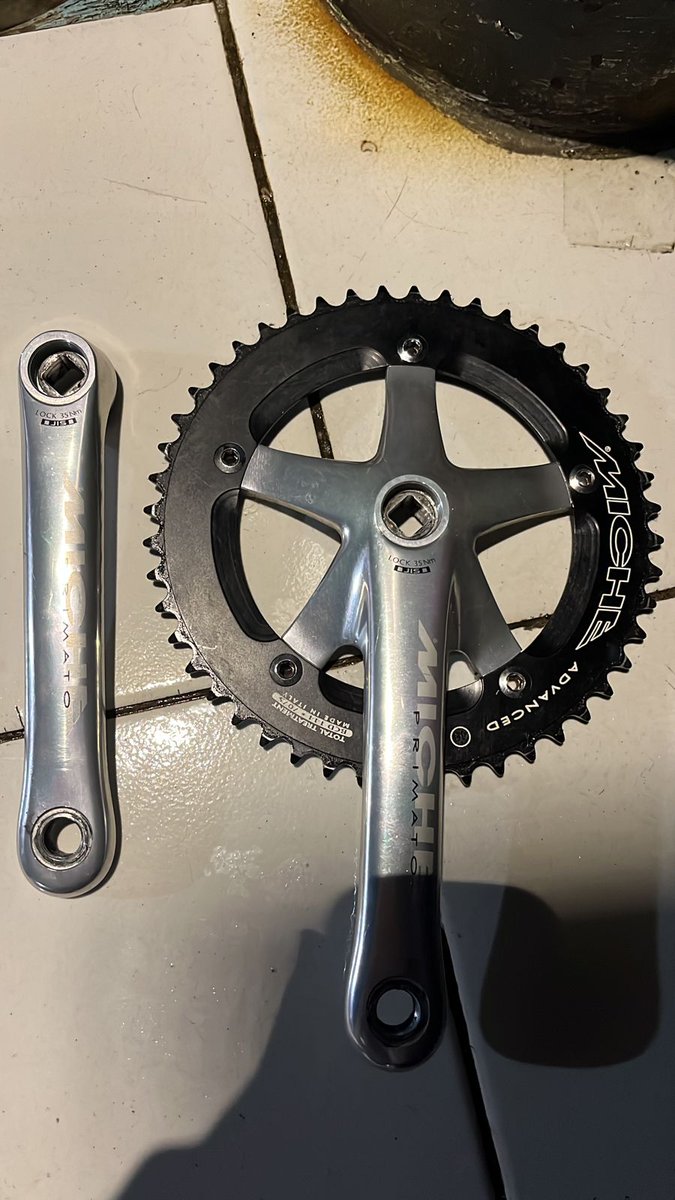 titotimart tweet media