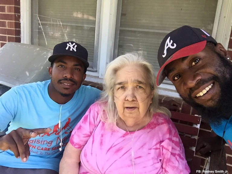 EpochInspired's tweet photo. "Today we did this lady's yard. She was telling us how the man next door was charging her to cut her yard and she could not afford it because she is on a fix income and just came out the hospital. She also said how he harasses her for the payment. But she need not worry no more because Raising Men Lawn Care Service will be doing her lawn for FREE just like how we do the rest of the lawns and will get her lawn done every two weeks. She can use the money on things that she really needs like medication . We are making a difference !"

Credit: Rodney Smith Jr. - https://t.co/5g5o43NeNa

⭕️ Follow us for more @EpochInspired