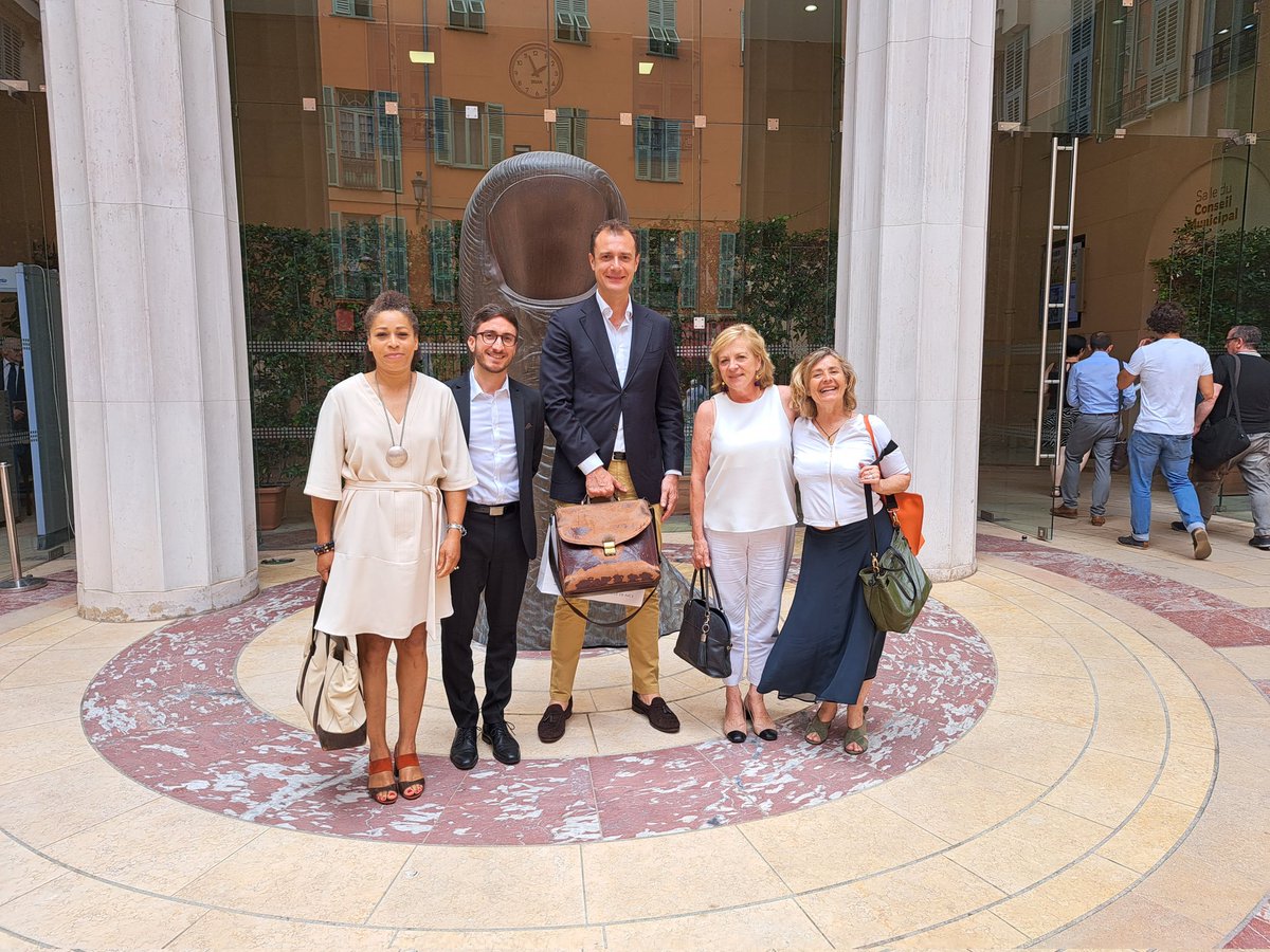 Rencontre fructueuse d'une délégation métropolitaine avec le conseiller du maire de la ville d'Izmir, Onur ERYUCE et de l'AViTeM Marie BADUEL, pour échanger sur nos défis euro-méditerranéens communs, des coopérations potentielles ainsi que des appuis politiques et financiers