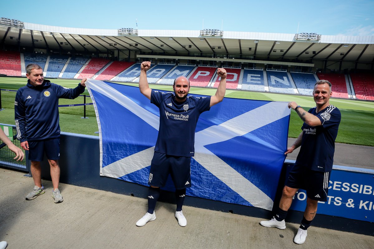 Good luck to #TeamScotland players at the <a href="/homelesswrldcup/">Homeless World Cup</a> which starts tomorrow!

We'll be cheering you on from the Change Centre 🏴󠁧󠁢󠁳󠁣󠁴󠁿