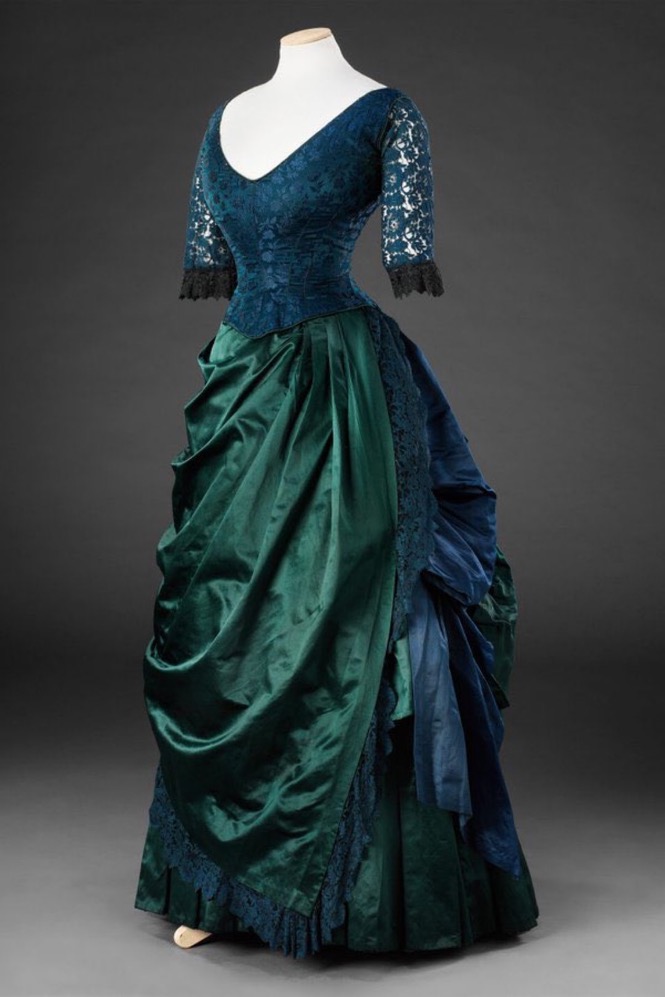 MadameGilflurt's tweet photo. Thanks for toasting 10 years on Twitter with me today, frockers - I couldn’t do any of this without you… you’re the best! Let’s finish with a #frockingFabulous 1880’s marvel, via the John Bright Collection. If you enjoyed today, please consider a tip at https://t.co/RBcYgIf9pK! https://t.co/vc8cutLX06