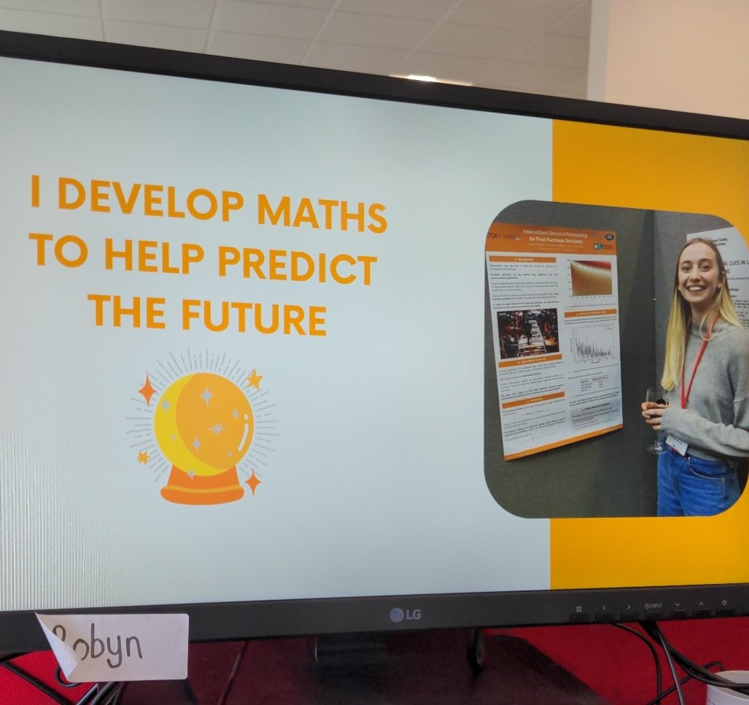 Loved doing two taster sessions today for Year 12 students. Meeting lots of friendly young mathematicians definitely brightened up a very grey day! Especially inspiring to talk to girls interested in pursuing a maths degree! 💪
