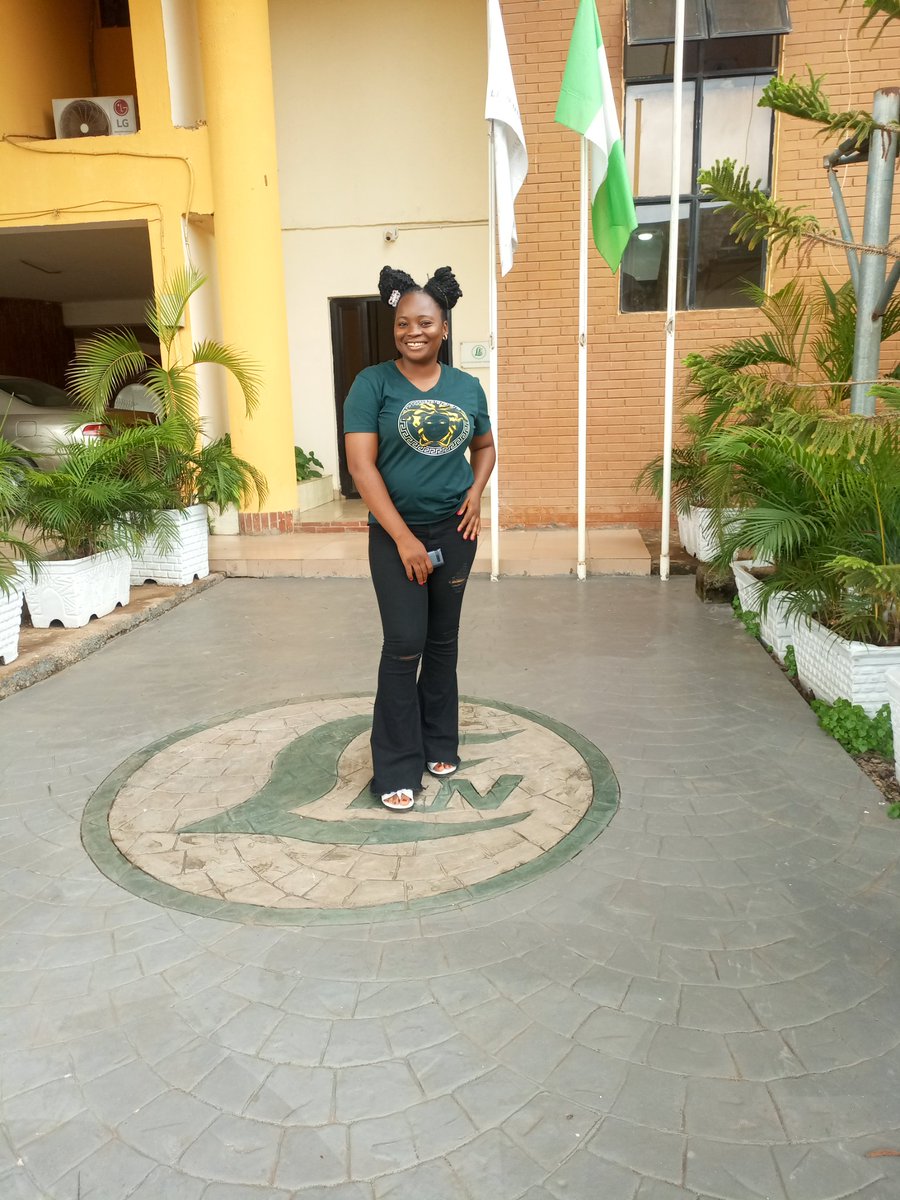 Jaybaibi47's tweet image. My vibe right now is to live life to the fullest and let things be❤️❤️💃

#LivingLifeToTheFullest #vibingwithlife