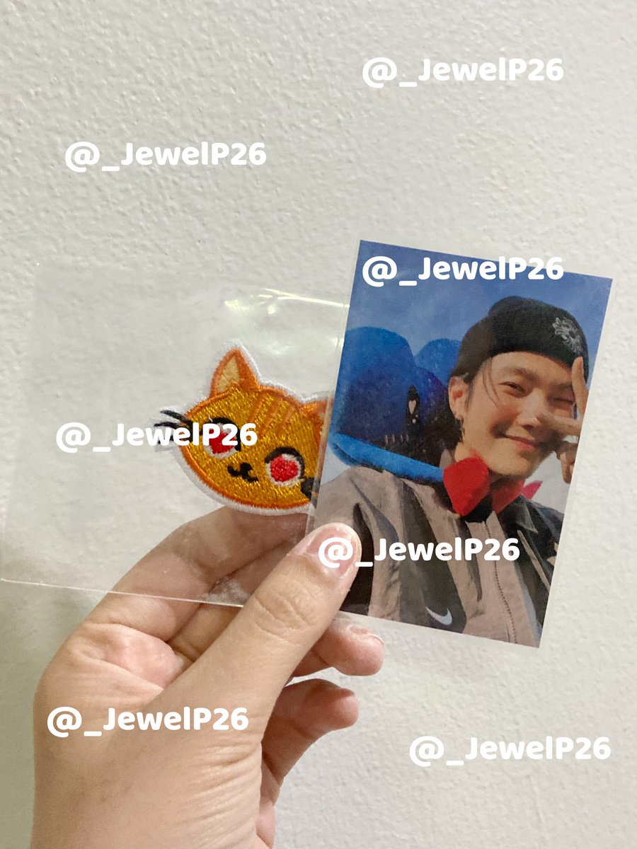 _JewelP26's tweet image. ทั้งหมด 999 รวมส่งงับ พร้อมโอนลดได้
มีโปสจากบิวที่บิวออกแบบ ตัวติดเสื้อ การ์ดบิว รวมไปถึงพัดบิว และไฟใส่ข้อมือครับ สนใจสอบถามได้นะคะ ของแถมเพียบ 😂

#Buildfirstsoloconcert #colorfulBUILDday #BUILDACOLORFULDAY 
#ฟองอากาศของไบเบิ้ลบิว  
#ตลาดนัดไบเบิ้ลบิว #ตลาดนัดบิว