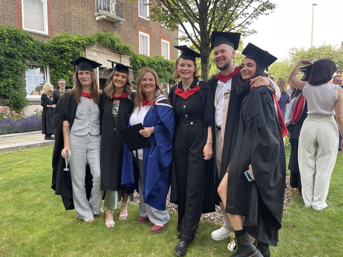 iambruceadams's tweet image. This was the year that had every reason to flounder, but this was the year that was brave enough to go for it. Their story is unique and their achievement and resilience has been inspiring. And once a year, for one day only, I turn soft. See you next term. 🙌🏻🎤 #TeamMDX