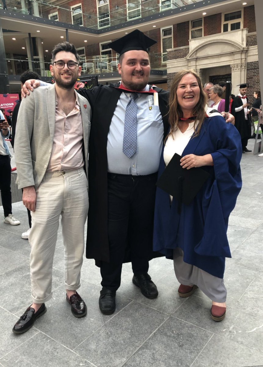 iambruceadams's tweet image. This was the year that had every reason to flounder, but this was the year that was brave enough to go for it. Their story is unique and their achievement and resilience has been inspiring. And once a year, for one day only, I turn soft. See you next term. 🙌🏻🎤 #TeamMDX