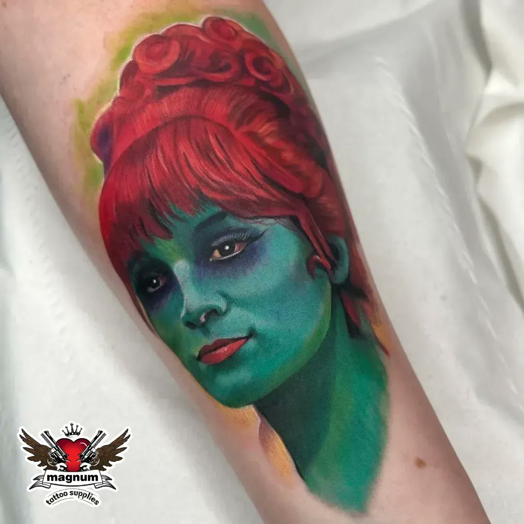 MagnumTattoo's tweet photo. Beautiful work by Sammie Jones made using #magnumtattoosupplies💕
.
.
#beetlejuicebeetlejuicebeetlejuice #missargentinabeetlejuice #missargentina #beetlejuicetattoo #colourportrait #colourportraittattoo #realismtattoo #oswestry #oswestrytattoostudio 

https://t.co/308vROtdu5 https://t.co/xUFd8PE7Uq