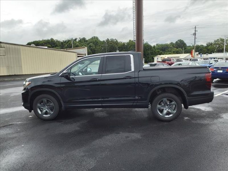 Last week to DRIVE IT FORWARD.
For every new or used vehicle sold, we will donate $50 to a charity of your choice through our Drive it Forward campaign. Learn more and shop our inventory online
johnsoncityhonda.com/drive-it-forwa…

#SummerSavings #JohnsonCItyHonda #JohnsonCity