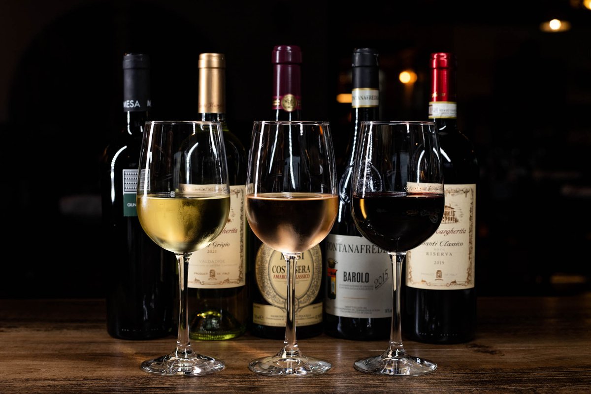 Making Tuesday a whole lot better  👉 Happy Hour 👈