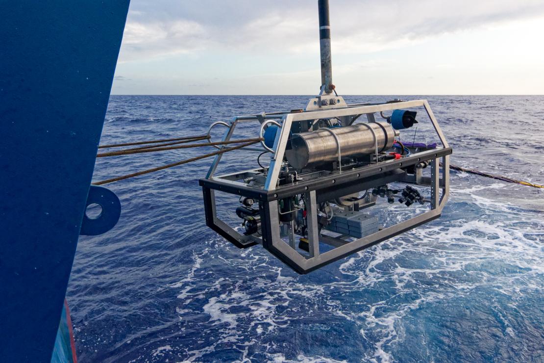 EVNautilus's tweet photo. Wondering why we're using #ROVAtalanta instead of #ROVArgus on this cruise? Since Atalanta is smaller and lighter than Argus, it puts less stress on our cable that runs from the ship, gives us a bit more room on deck, and is easier to handle when the weather gets rough. https://t.co/SW6SPDl5eB