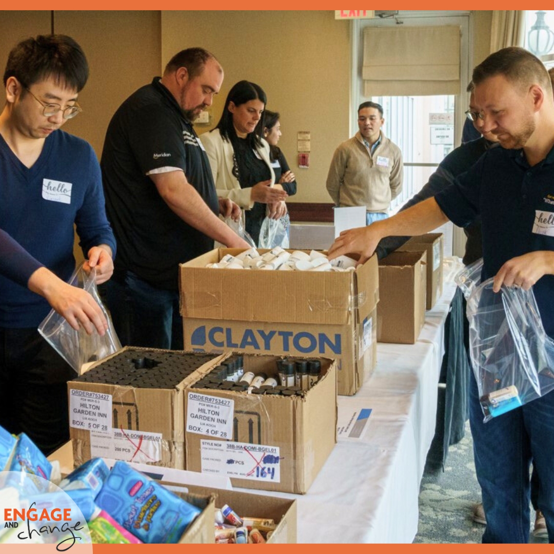 EngageAndChange's tweet photo. Thank you to @MeridianCU for making Project Water a reality! Their 3,000 hygiene kits were instrumental in creating summer survival kits for 250 Toronto & GTA organizations. Your generosity is making a tangible difference! 🌟💙 #Gratitude #ProjectWater #ThankYou #impact https://t.co/xo9ZsgA9Nm