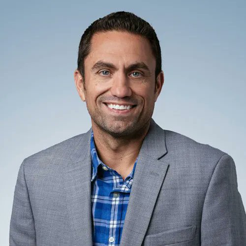 We have just one June work anniversary for you this month, and we're so glad Steven's on our team! Help us congratulate him for celebrating a full year at MSP today!