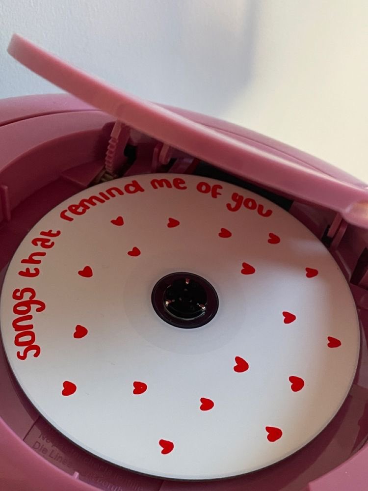 ੈ✩‧₊˚:˚ ༘♡ ⋆｡˚build a date with my male biases ੈ✩‧₊˚:˚ ༘♡ ⋆｡˚

qrt your results ♡＾▽＾♡