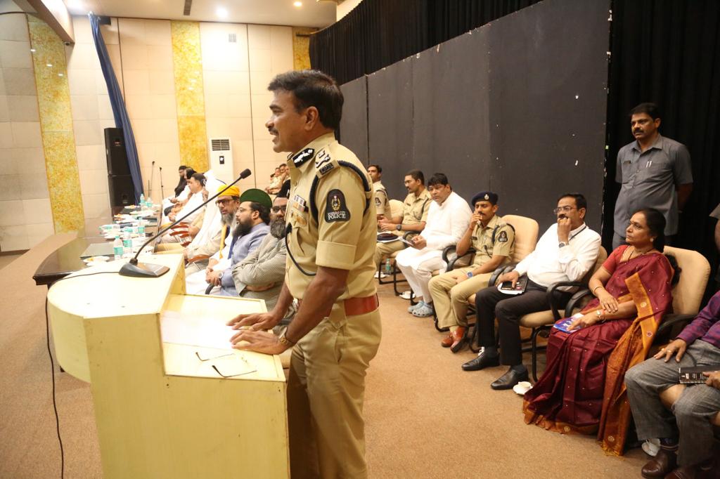 hyderabad-city-police-on-twitter-sri-c-v-anand-ips-commissioner-of