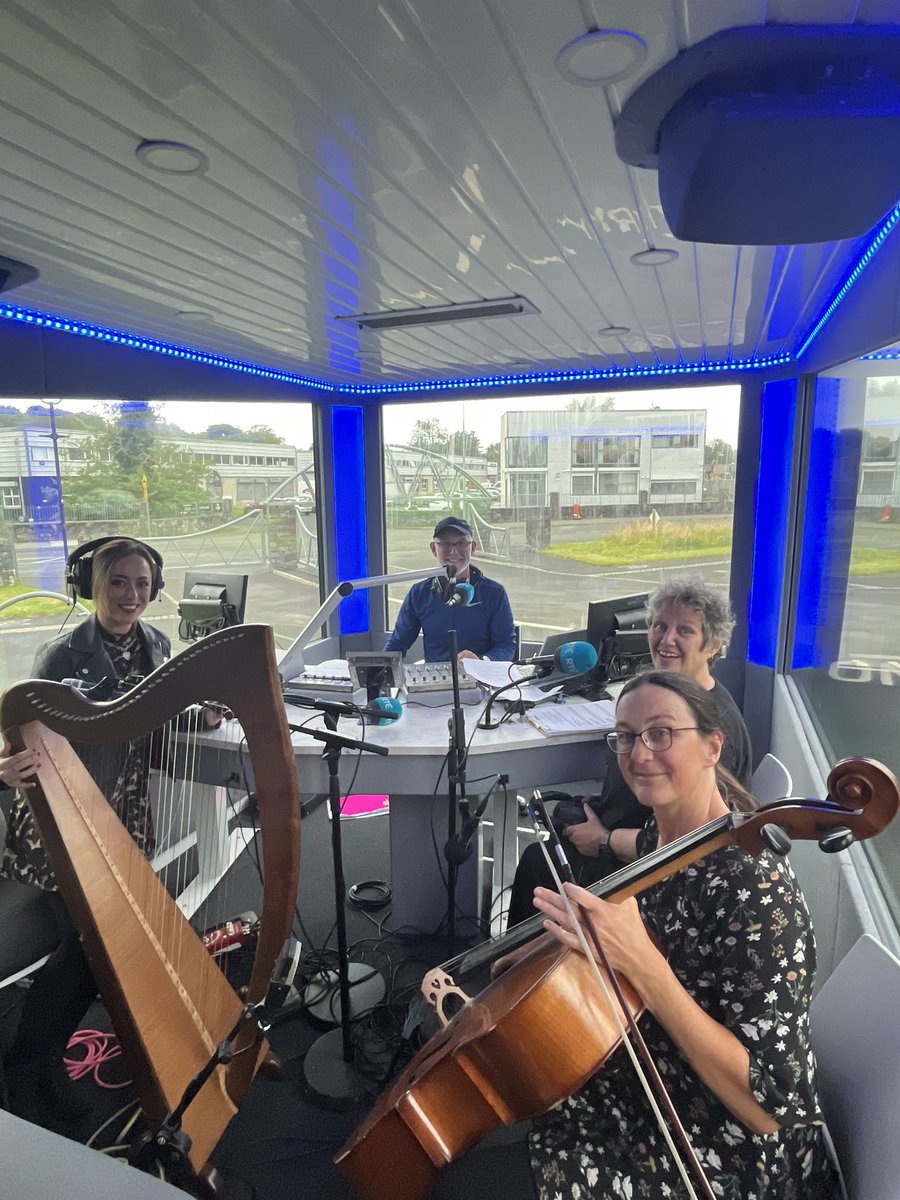 RTERadio1's tweet photo. Todayβs #RunWithRay location π Doorly Park, Sligo. Weβre kicking off the show with students from St. Johnβs N.S, @bridin_music & @anniewestdotcom π @RadioRayRTE https://t.co/8PMJM5nZTN