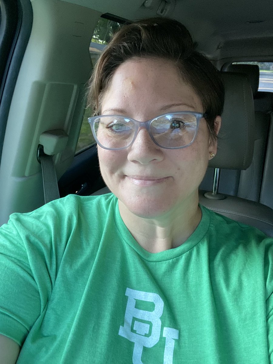 I’m decked out in green today! @baylorcsl #cohort3