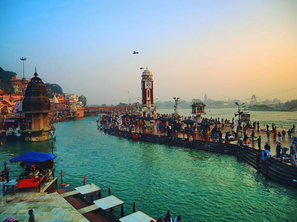 UkTravel02's tweet photo. Experience the spiritual haven of Haridwar, located on the banks of the holy Ganges River. Get to know the ancient customs and traditions of this sacred city with our new post.

#haridwar #spiritualhaven #ganga #uttarakhandtravel02 #visitharidwar 

https://t.co/SlhXbTHvA5 https://t.co/Qa6cD7RJj8