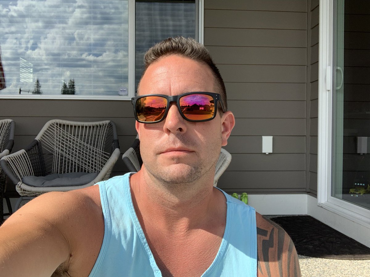 JDogg_Capital's tweet photo. This is me.
Iโm blessed and love God.
I love my country! ๐บ๐ธ
I care more about my family than your sexual presence or gender.
I work hard to give my family the best life. If you get in my way, I will run you over.
I love, compete, work hard and have fun! #AmericanToTheCore https://t.co/cOo8Pv5U3E