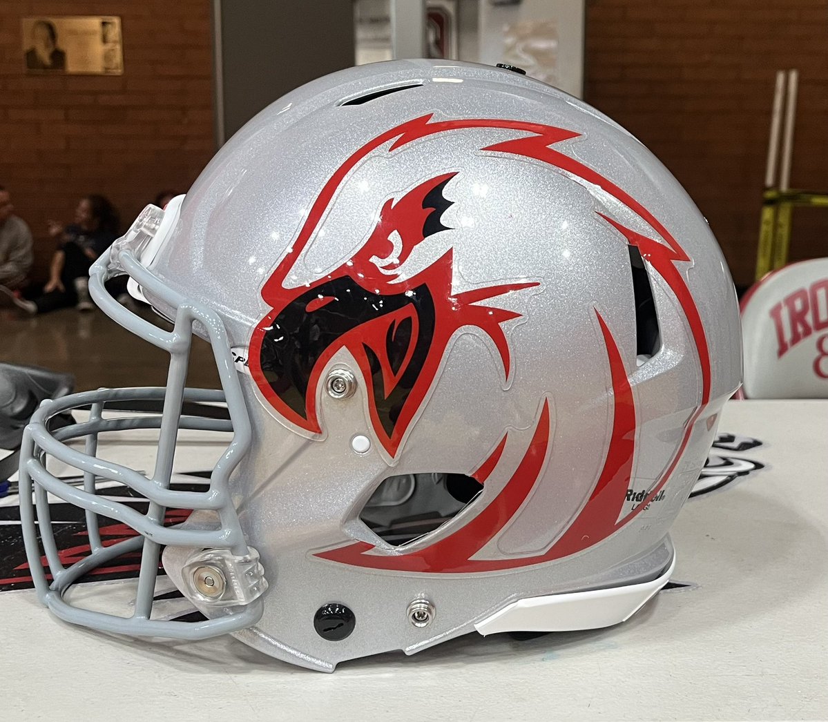 HelmetAz's tweet photo. 🏈Big Northwest Quarterfinals🏈

Willow Canyon Wildcats
@WillowCanyonFB 

🆚

Ironwood Eagles
@IronwoodFball 

#AZHelmetChallenge #repAZ https://t.co/GbaCTxPEeF