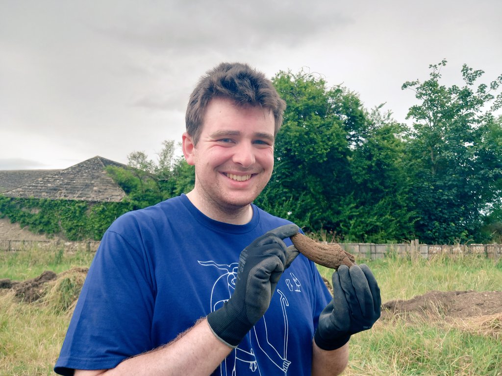 CotswoldArch's tweet photo. 2/2 We've got medieval pot, a cow horn and an intriguing item that we think could be a colander or cheese press 🧀 #kelmscottdig @KelmscottManor https://t.co/1ycP6giXNZ