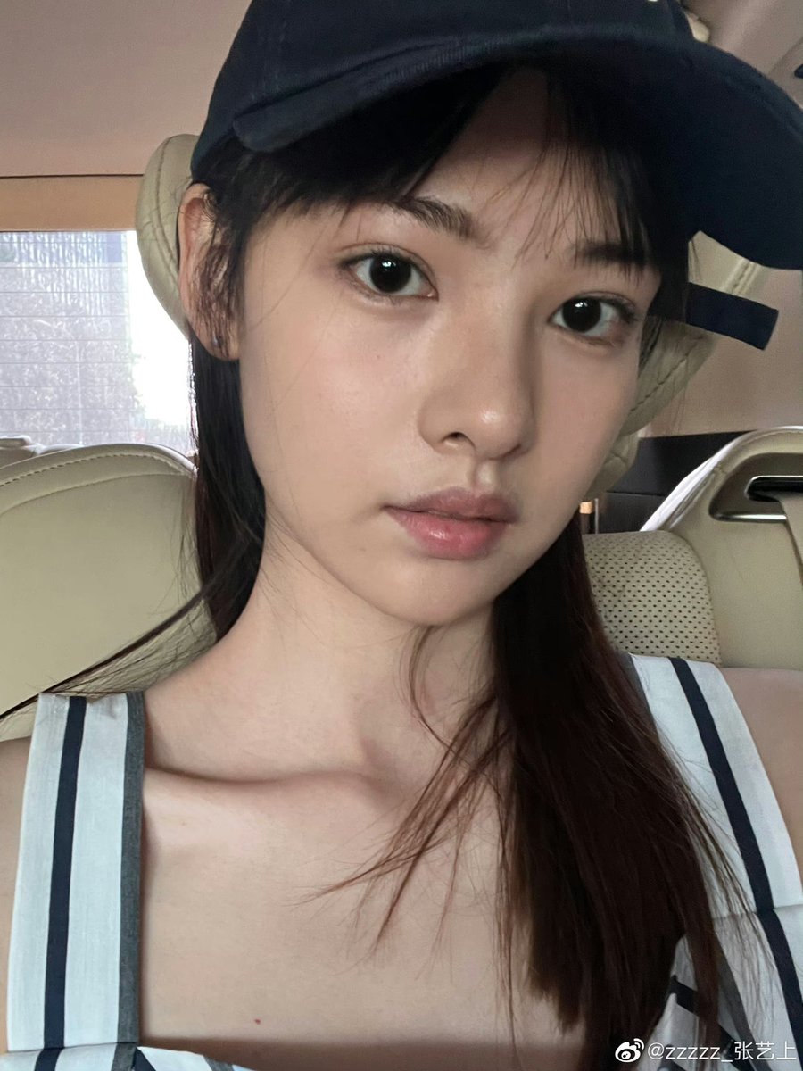 cdrama tweets on Twitter "ZhangYishang shares new snaps"