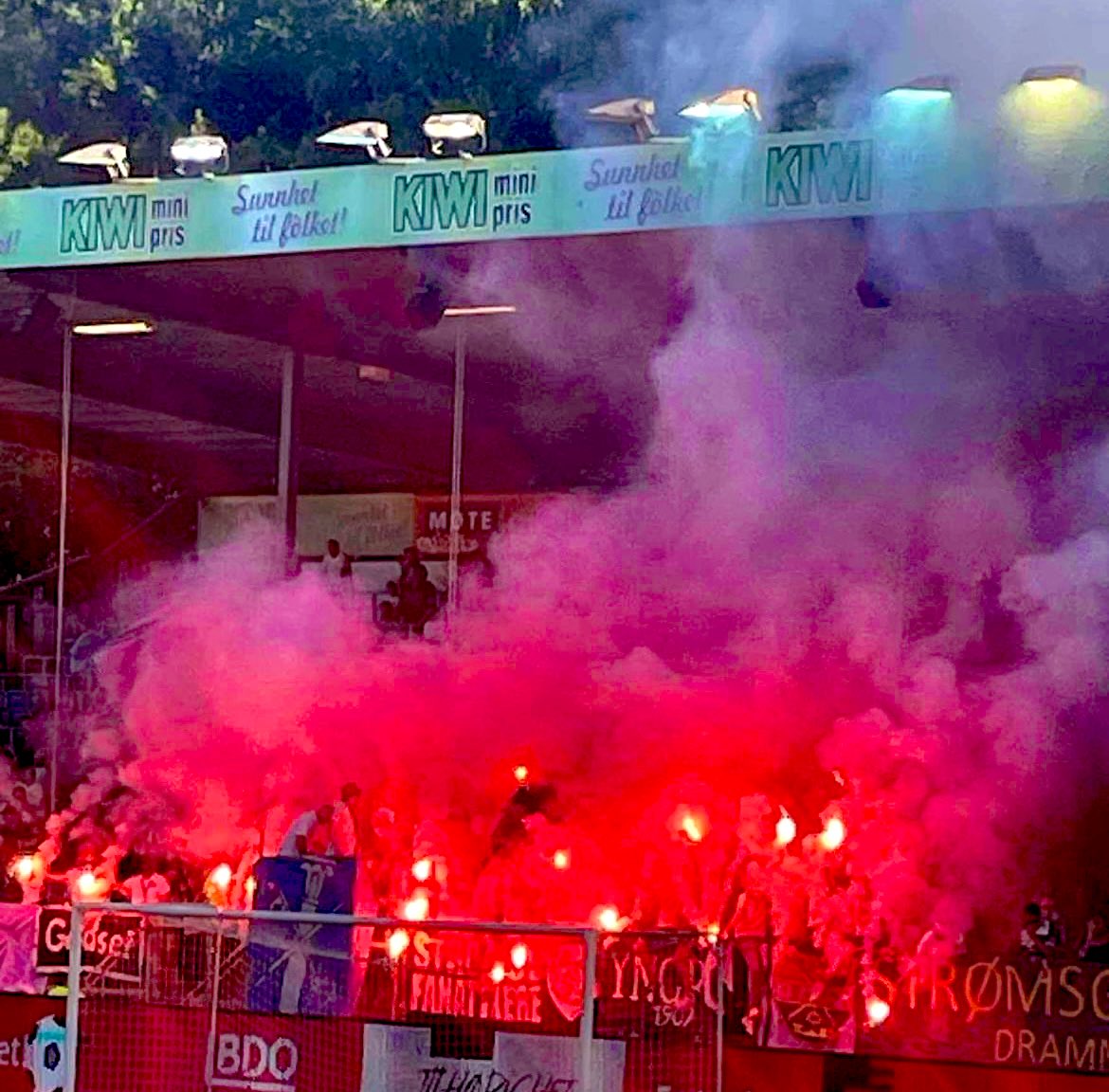 1907drammen's tweet image. Bilder fra søndagen🔥
#strømsgodset #ultrasgodset #eliteserien