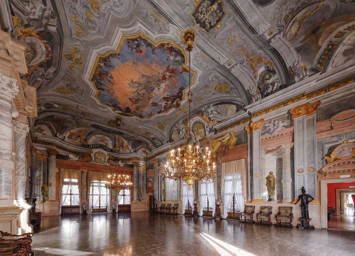 visitmuve_it's tweet photo. I MUSEI DEL SETTECENTO VENEZIANO
🏛Un unico biglietto per la più iconica stagione di fioritura di ogni arte a #Venezia.
👉Valido per @CaRezzonico + @MocenigoVenezia + @Casa_Goldoni 

🎟https://t.co/jUisbD3RZw

#visitMUVE https://t.co/aQVo1dQxaz