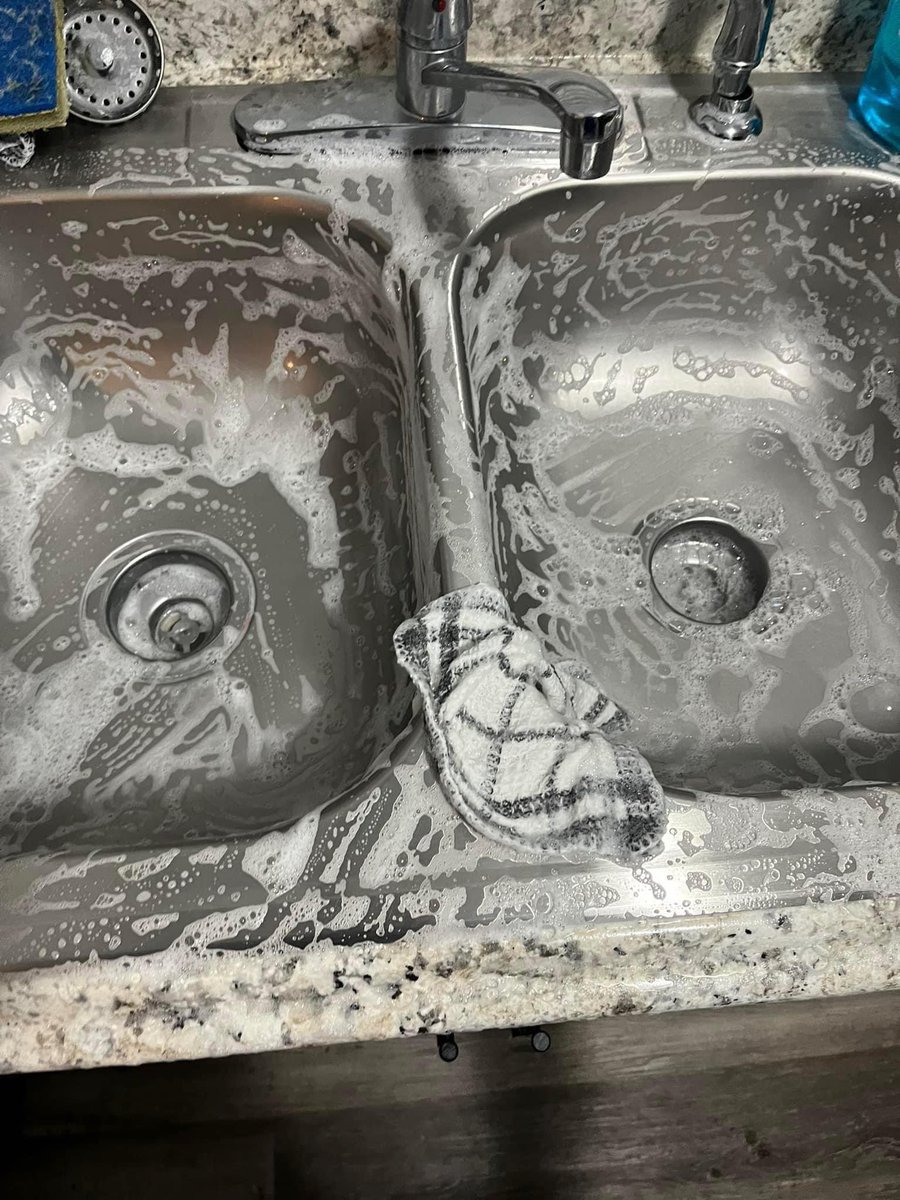 annoirbx's tweet image. question: do y’all wash y’all sink before or after doing the dishes ?