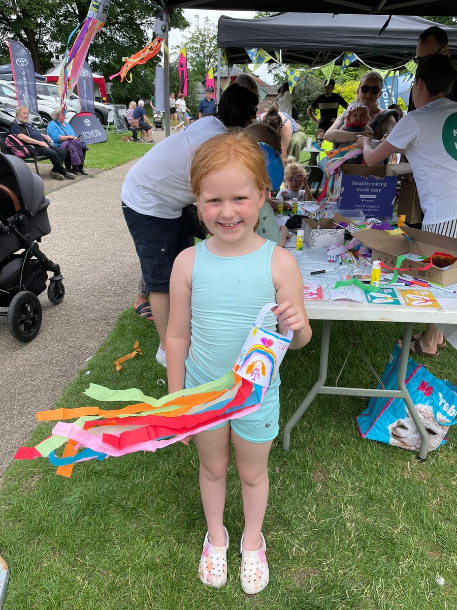 MumsForLungs's tweet photo. We really enjoyed the #Manchester Festival of Nature at the weekend, where we spoke to lots of people about the effect #AirPollution has on us and our #Environment. The sun shone for us and luckily we just managed to miss the rain at the end! #MFoN @MancNature https://t.co/O9MV1Fmky4