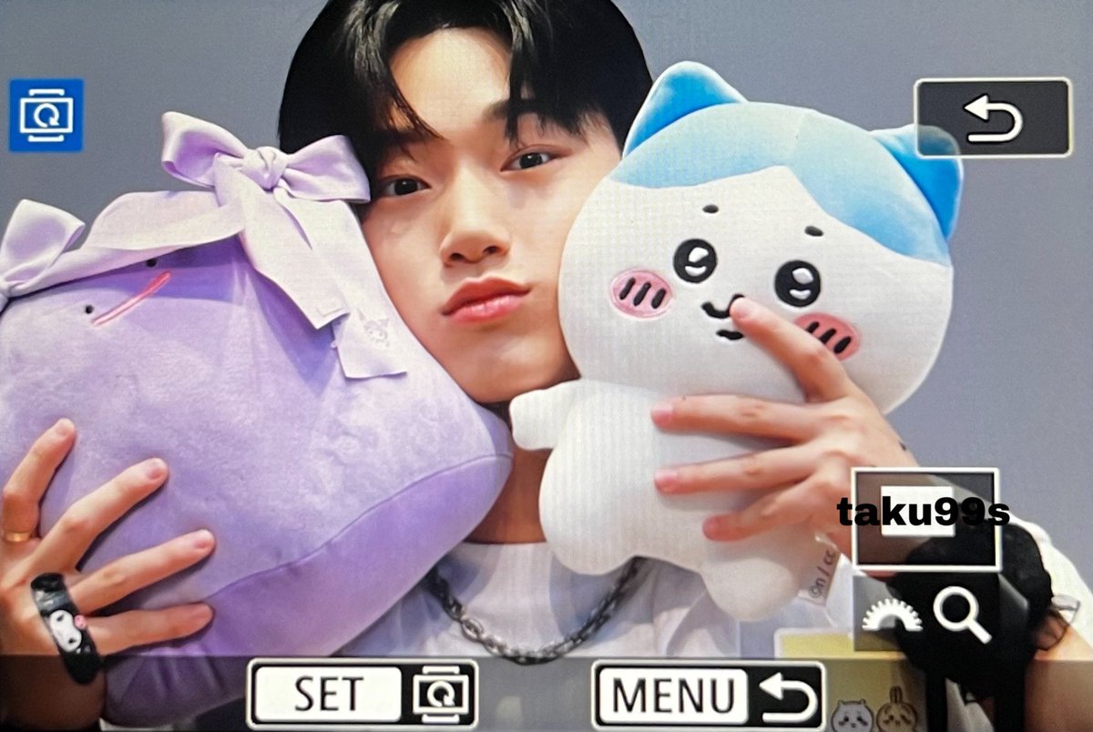 allforsan710's tweet photo. The duality of San is insane!! 🫠🫠
Choi San 🥵                                ˢᵃⁿⁿᶦᵉ 🤏🏻 https://t.co/1w9ArtlTWE