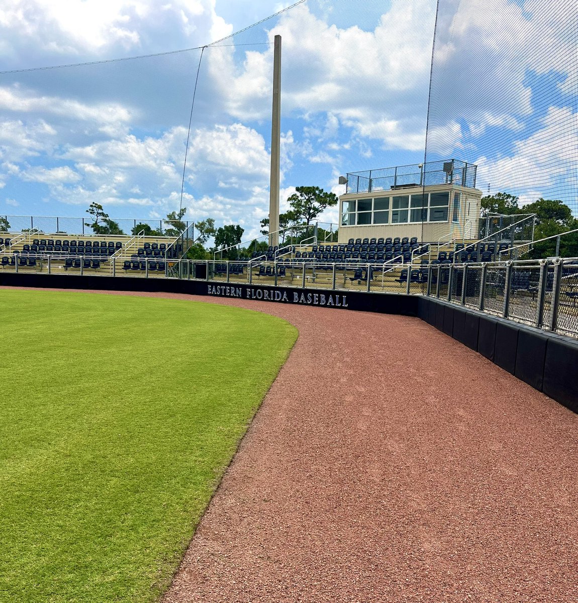 StevenBrownBSB's tweet photo. The summer grind never STOPS!! Recruiting, budget planning, fundraising, fixing irrigation, developing practice plans, scheduling, student housing, facility upgrades, and field work! I Absolutely love COLLEGE BASEBALL!! #TitanUp⚔️ #FieldGuy🌱 #CollegeBaseball https://t.co/LFXwTvHnVl