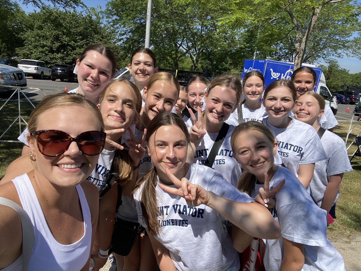 Saint Viator Dance Team tweet media
