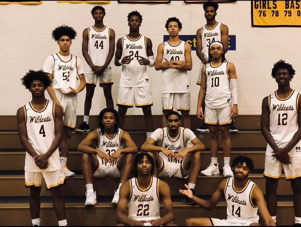 RileyWildcatsBB's tweet photo. It is with heavy hearts that we say RIP to one of our very own, Braylon Giden. A 2019 Riley grad, he was a key part of some of the best ‘Cats teams ever. He was also an amazing son, brother, friend and coach, with a smile and spirit that simply filled the room. Rest Easy, King… https://t.co/7XUIYAbDjT