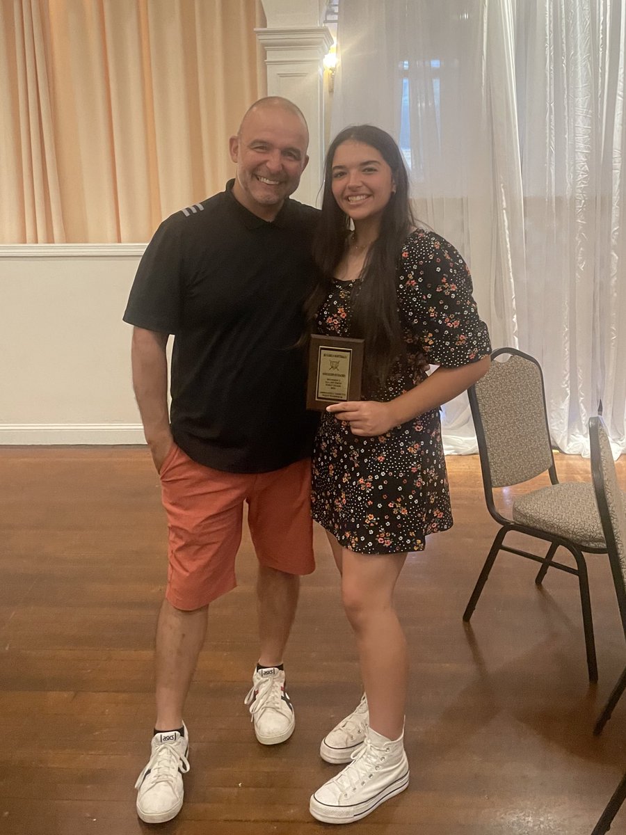 acarsetti2025's tweet photo. Here are my highlights from last weekend at Team NJ Summer Classic!! I also got the chance to attend a banquet where I received an award for making First Team All Division for high school!!!! @RITG_16U @nicolevent5 @BobRossiRITG https://t.co/pyPWSLbZ5D