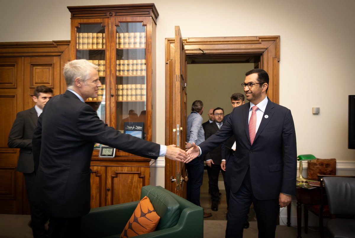 COP28_UAE's tweet image. Discussing the need for a strong focus on food systems, health and water in the climate agenda at #COP28UAE was a key topic between #DrSultanAlJaber and @ZacGoldsmith, Minister for @FCDOGovUK, Energy, Climate &amp;amp; Environment, who met on the sidelines of #LCAW2023.