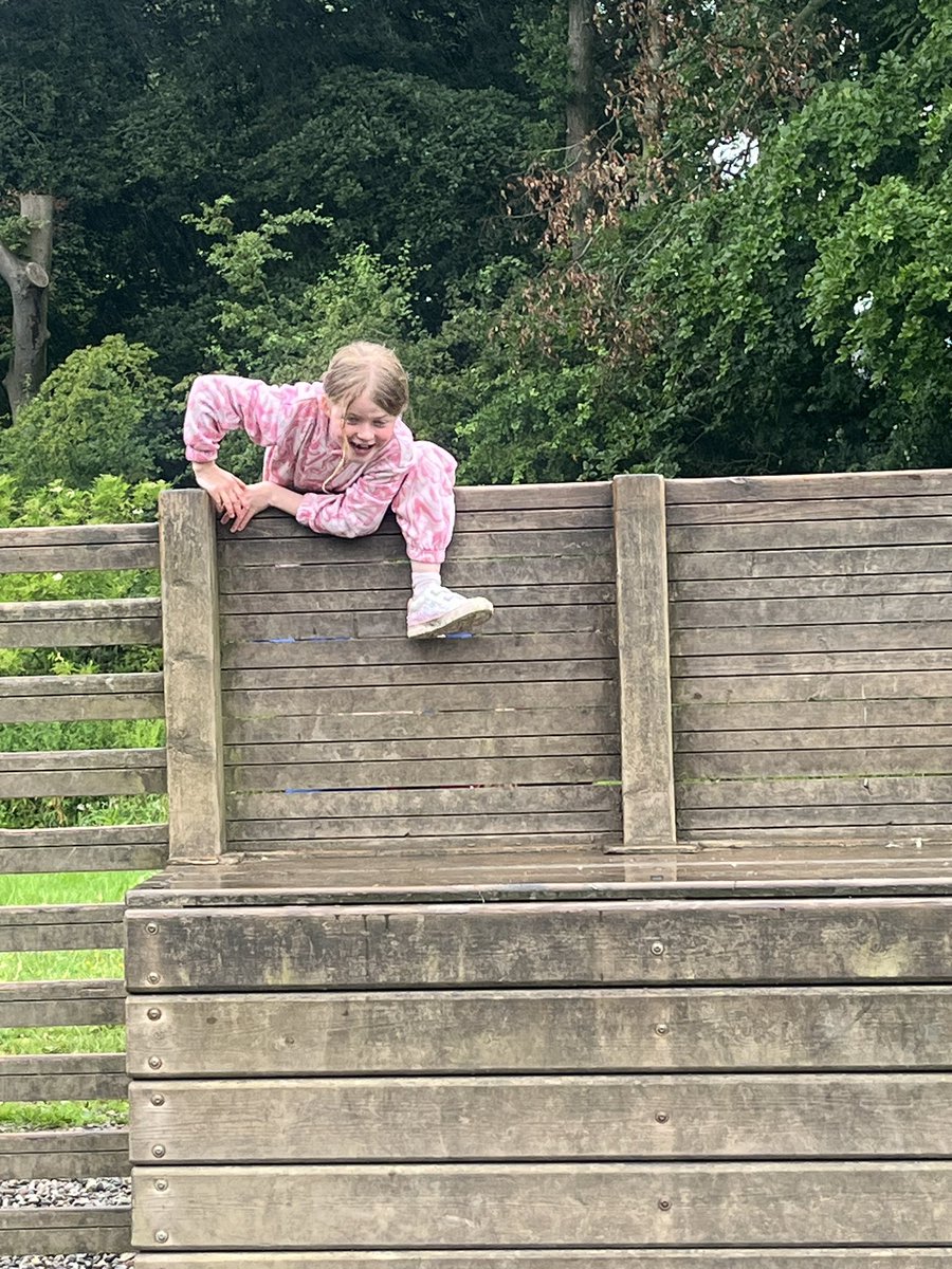 Miss Flynn tweet media