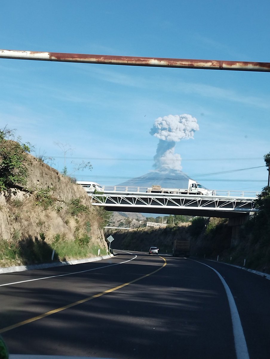 Así amaneció el Popo #Popocatépetl #Puebla #Fumarola
@laredcincoradio