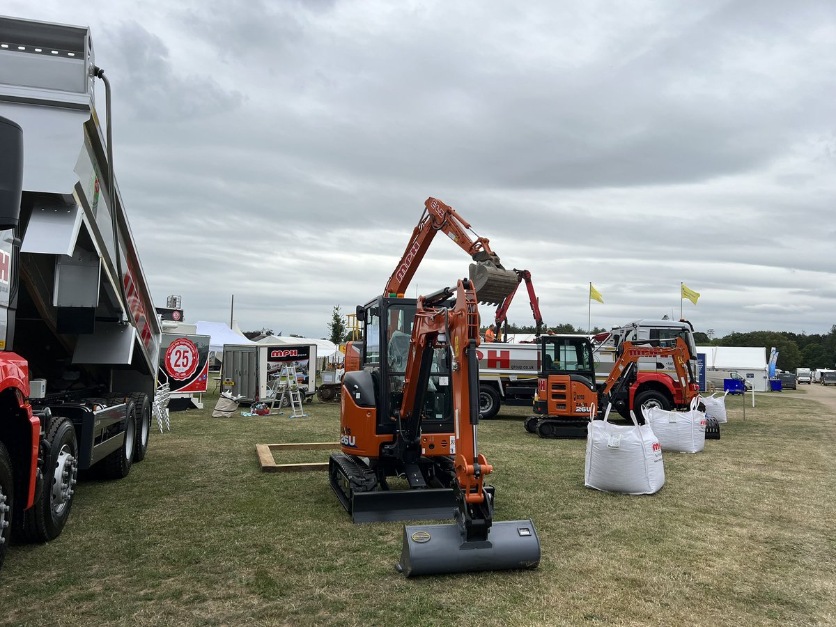 Monk Plant Hire Ltd tweet media