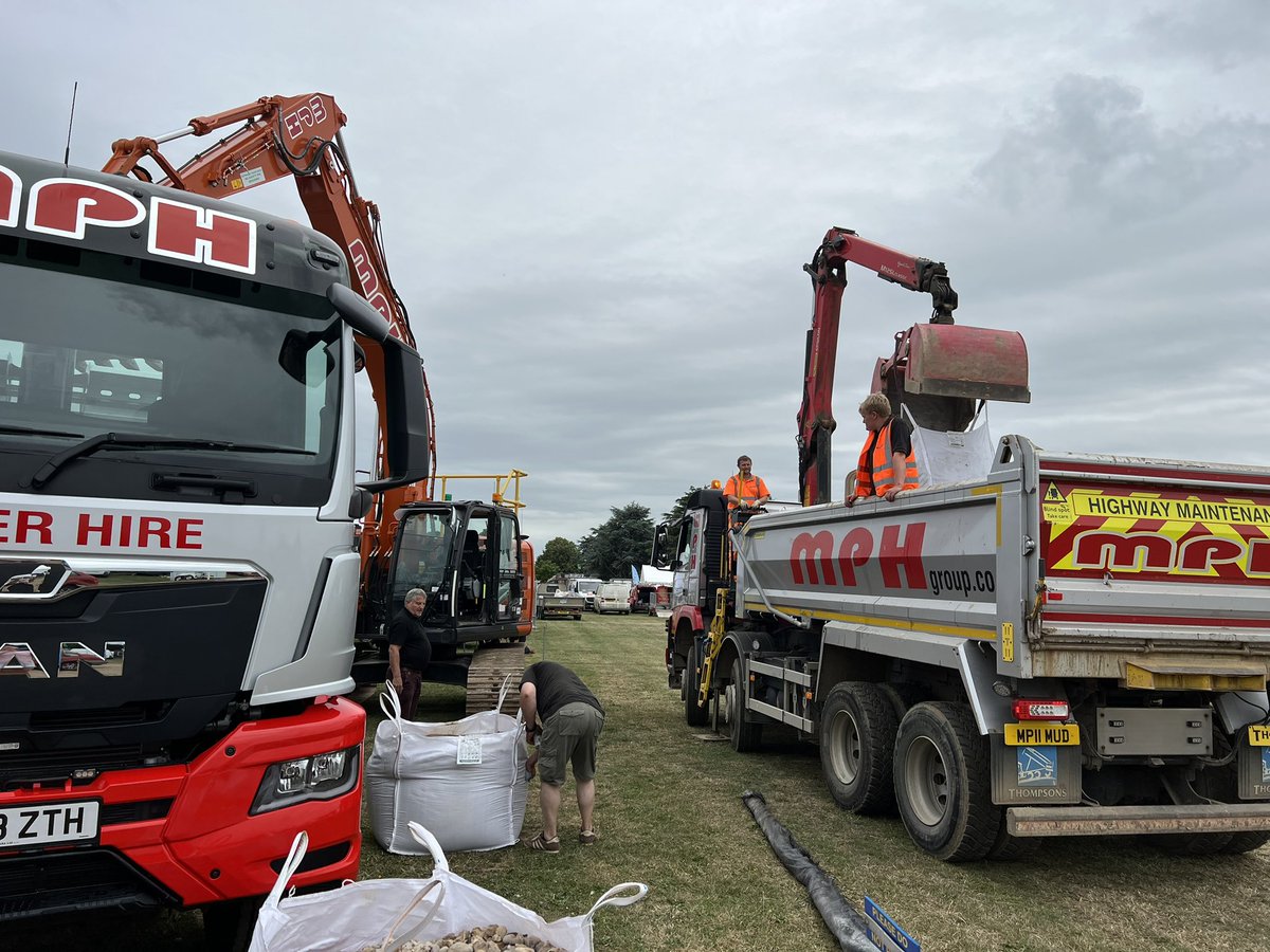 Monk Plant Hire Ltd tweet media