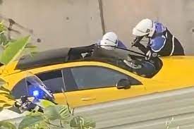 AlertesInfos's tweet photo. 🇫🇷 FLASH - Les policiers, présents sur les lieux du drame ce matin à #Nanterre, sont actuellement auditionnés par la justice. "Le policier devra rendre compte" de son tir, déclare Gérald Darmanin en insistant sur la nécessaire "présomption d'innocence". https://t.co/4YUOdSjBu5