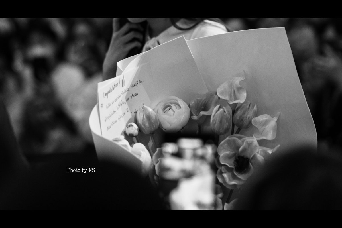 ℬ𝓊𝓉 𝓃𝑜𝓉𝒽𝒾𝓃𝑔’𝓈 𝑔𝑜𝓃𝓃𝒶 𝒸𝒽𝒶𝓃𝑔𝑒 𝓂𝓎 𝓁𝑜𝓋𝑒 𝒻𝑜𝓇 𝓎𝑜𝓊🤍

LLL Press Premiere
#LongLiveLoveGALAnight
#Beckysangels
#srchafreen
#FredxFreenbecky