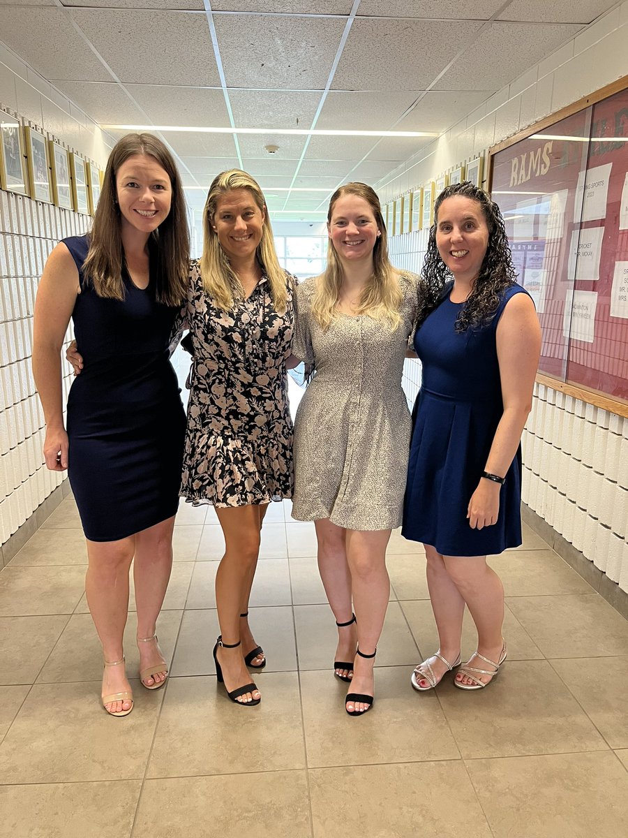 ••• Andrea G ••• tweet media